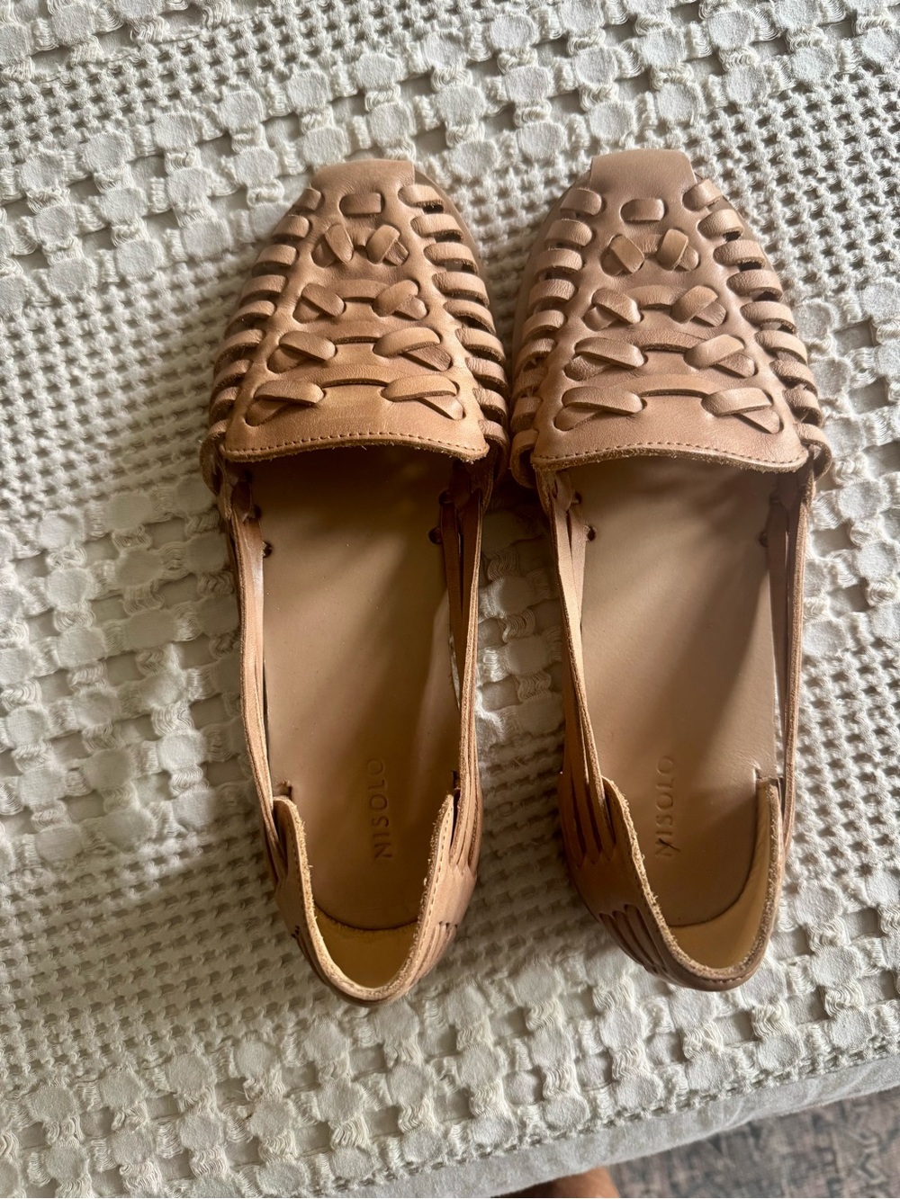 Nisolo Tan Leather Huarache Sandals - Picture 11 of 11